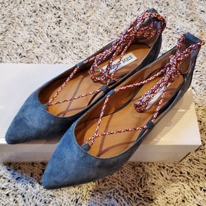 Steve Madden Suede Flats with ankle laces